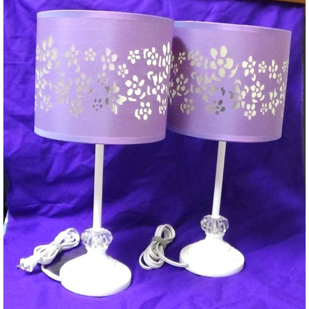 Lamps 17 1/2" with Lavendar Purple Lamp Shades Two Bedside Accent #115